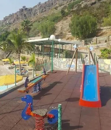 Casa Ursula - Monsenor Apts *