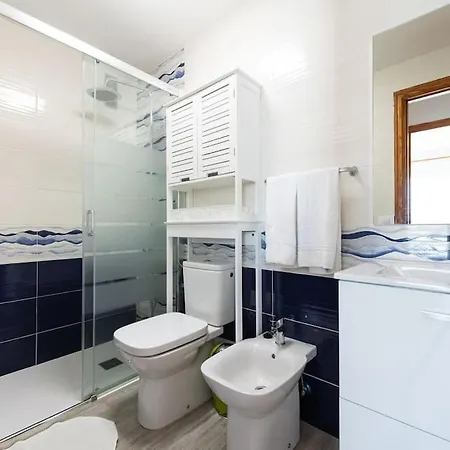 Casa Ursula - Monsenor Apts *