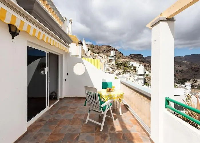 Casa Ursula - Monsenor Apts *